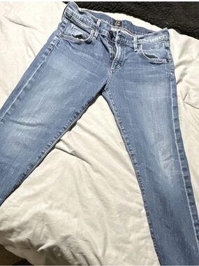 Citizens Of Humanity Straight Leg Jeans in Light Blue Wash